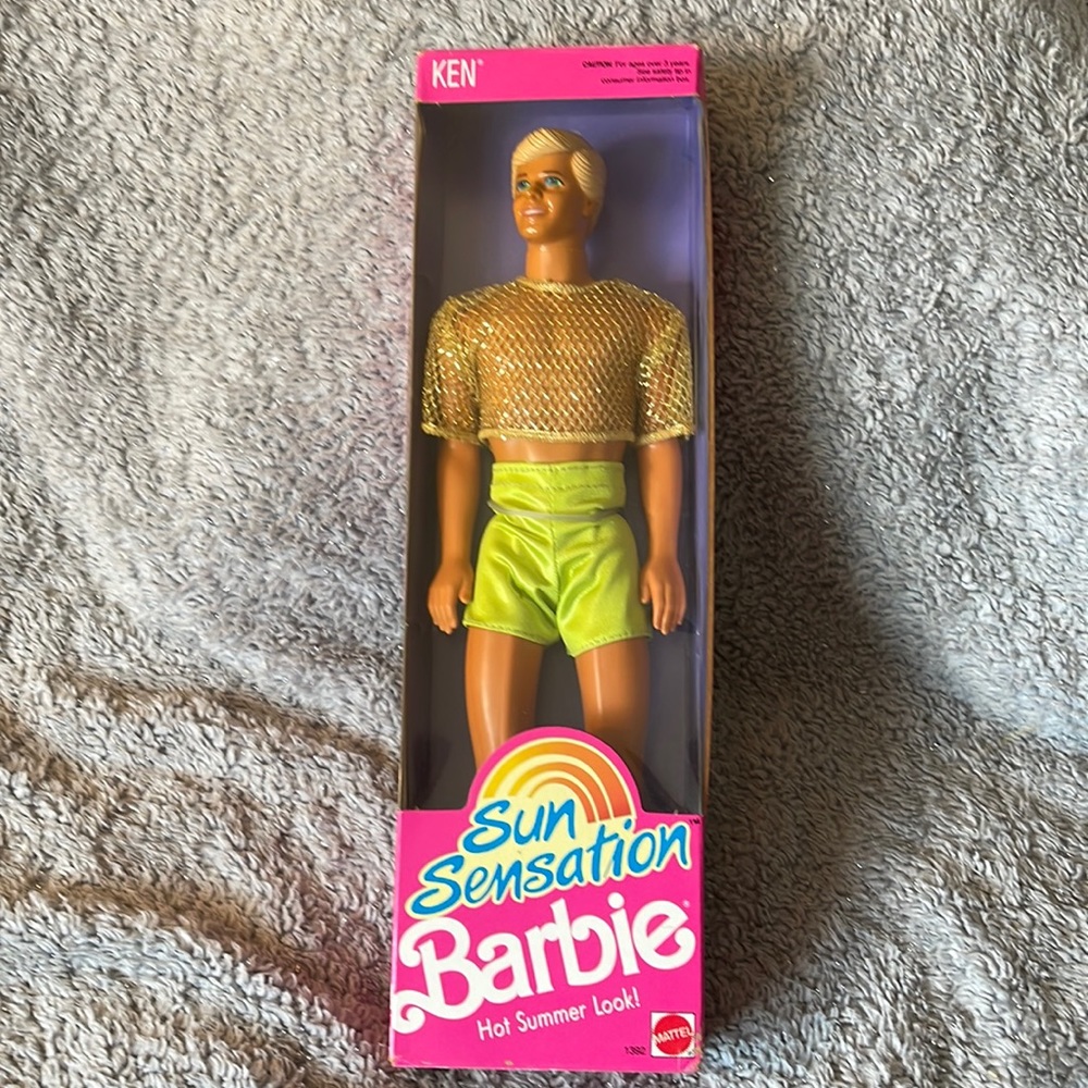 NRFB Vintage 1991 Sun Sensation Ken Doll ☀️⛱️🌊